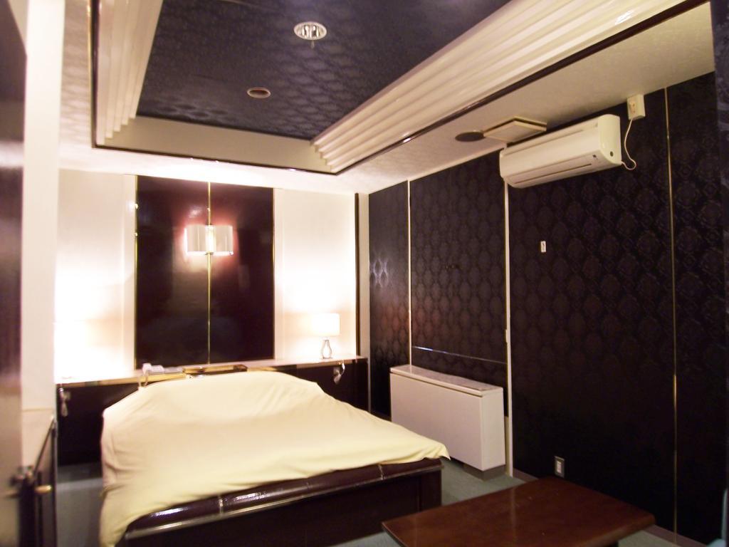 Hotel Pyramid (Adults Only) Himeji Ruang foto