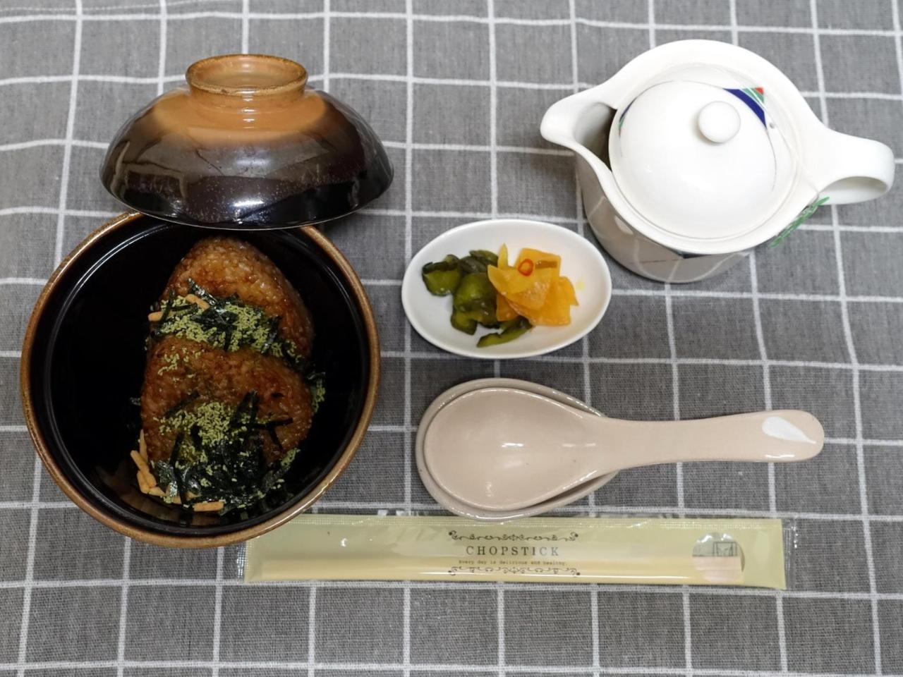 Hotel Pyramid (Adults Only) Himeji Bagian luar foto